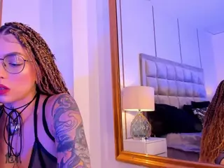 Antoniina's Live Sex Cam Show