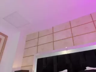 Antoniina's Live Sex Cam Show