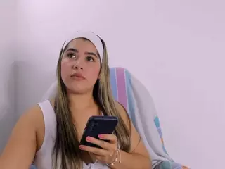 sarahpreston-1's Live Sex Cam Show