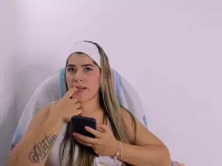 sarahpreston-1's Live Sex Cam Show