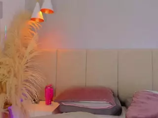SOFIA PAMELA's Live Sex Cam Show