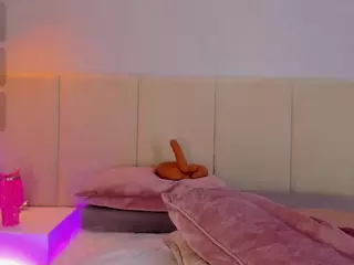 SOFIA PAMELA's Live Sex Cam Show