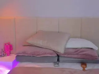 SOFIA PAMELA's Live Sex Cam Show