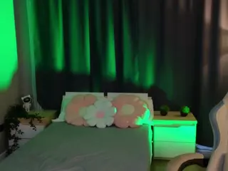 Zelda11's Live Sex Cam Show
