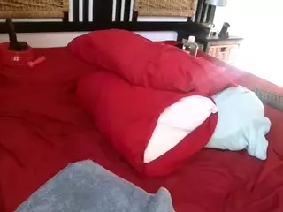 Thickassophiasquirts's Live Sex Cam Show