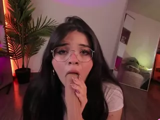 Cammie Foals's Live Sex Cam Show
