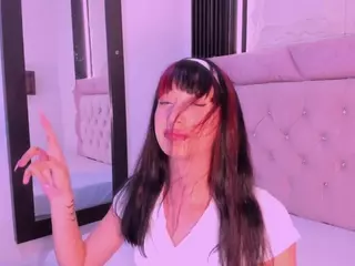 Dominique-110's Live Sex Cam Show
