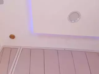 nikkii-vega's Live Sex Cam Show