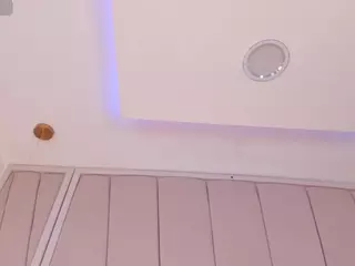 nikkii-vega's Live Sex Cam Show