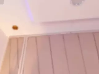 nikkii-vega's Live Sex Cam Show