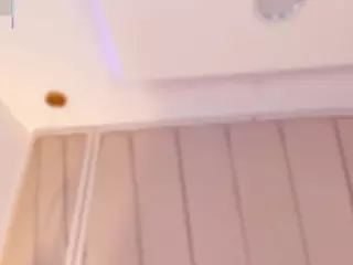 nikkii-vega's Live Sex Cam Show