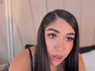 nikkii-vega's Live Sex Cam Show