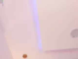 nikkii-vega's Live Sex Cam Show