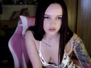 Amy-nymph's Live Sex Cam Show