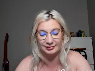 Cinderella07's Live Sex Cam Show