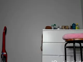 Cinderella07's Live Sex Cam Show