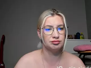Cinderella07's Live Sex Cam Show