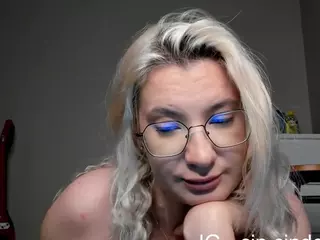 Cinderella07's Live Sex Cam Show