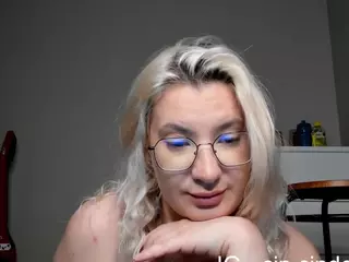 Cinderella07's Live Sex Cam Show