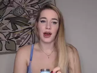 Julia Capulet's Live Sex Cam Show