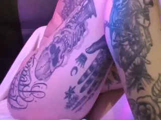 camdoll4u's Live Sex Cam Show