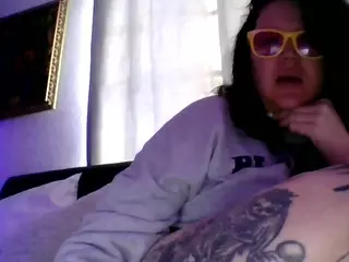 camdoll4u's Live Sex Cam Show