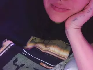 camdoll4u's Live Sex Cam Show