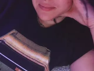 camdoll4u's Live Sex Cam Show