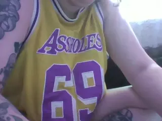 camdoll4u's Live Sex Cam Show