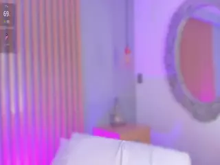 GIGGY's Live Sex Cam Show
