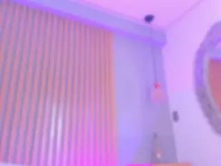 GIGGY's Live Sex Cam Show