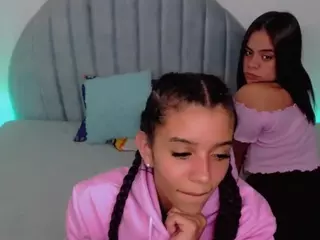 alice-fox26's Live Sex Cam Show