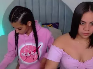 alice-fox26's Live Sex Cam Show