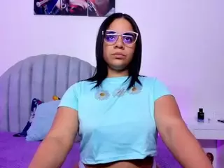 alice-fox26's Live Sex Cam Show