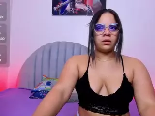 alice-fox26's Live Sex Cam Show