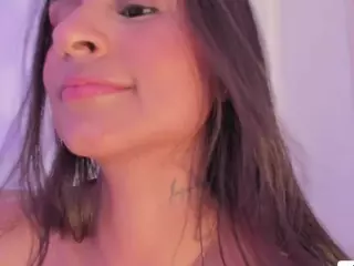 Your Alana's Live Sex Cam Show