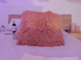Your Alana's Live Sex Cam Show