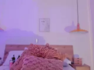 Your Alana's Live Sex Cam Show
