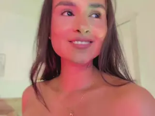 Your Alana's Live Sex Cam Show