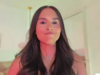 Your Alana's Live Sex Cam Show
