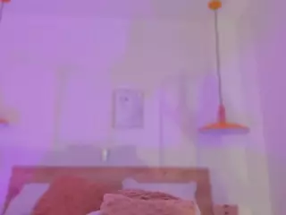 Your Alana's Live Sex Cam Show