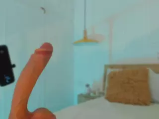 Your Alana's Live Sex Cam Show