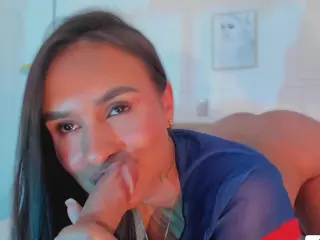 Your Alana's Live Sex Cam Show
