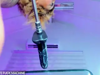 Miss Pawi's Live Sex Cam Show