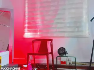 Miss Pawi's Live Sex Cam Show