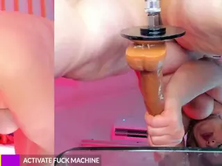 Miss Pawi's Live Sex Cam Show