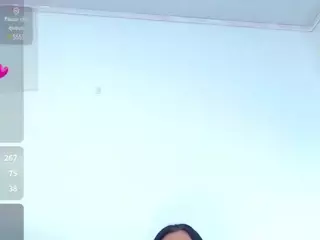 veruzca27's Live Sex Cam Show