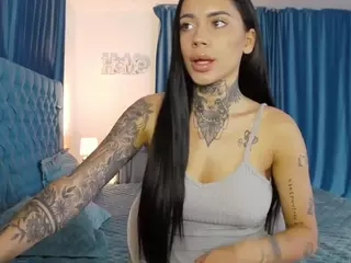Kendra18's Live Sex Cam Show