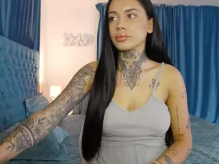 Kendra18's Live Sex Cam Show