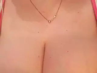YourBustyKatty's Live Sex Cam Show